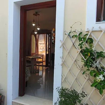 Nikitas Luxury House *