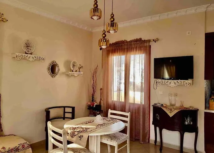 Nikitas Luxury House *